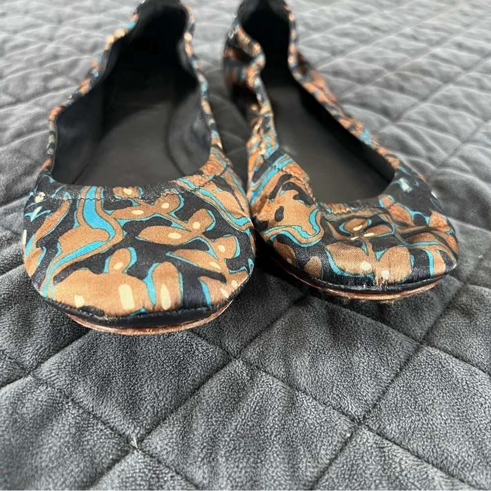 Tory Burch Ballet Flats Women’s 8.5 Shoes Floral Satin Round Toe